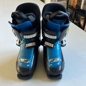 Kids Ski Boots